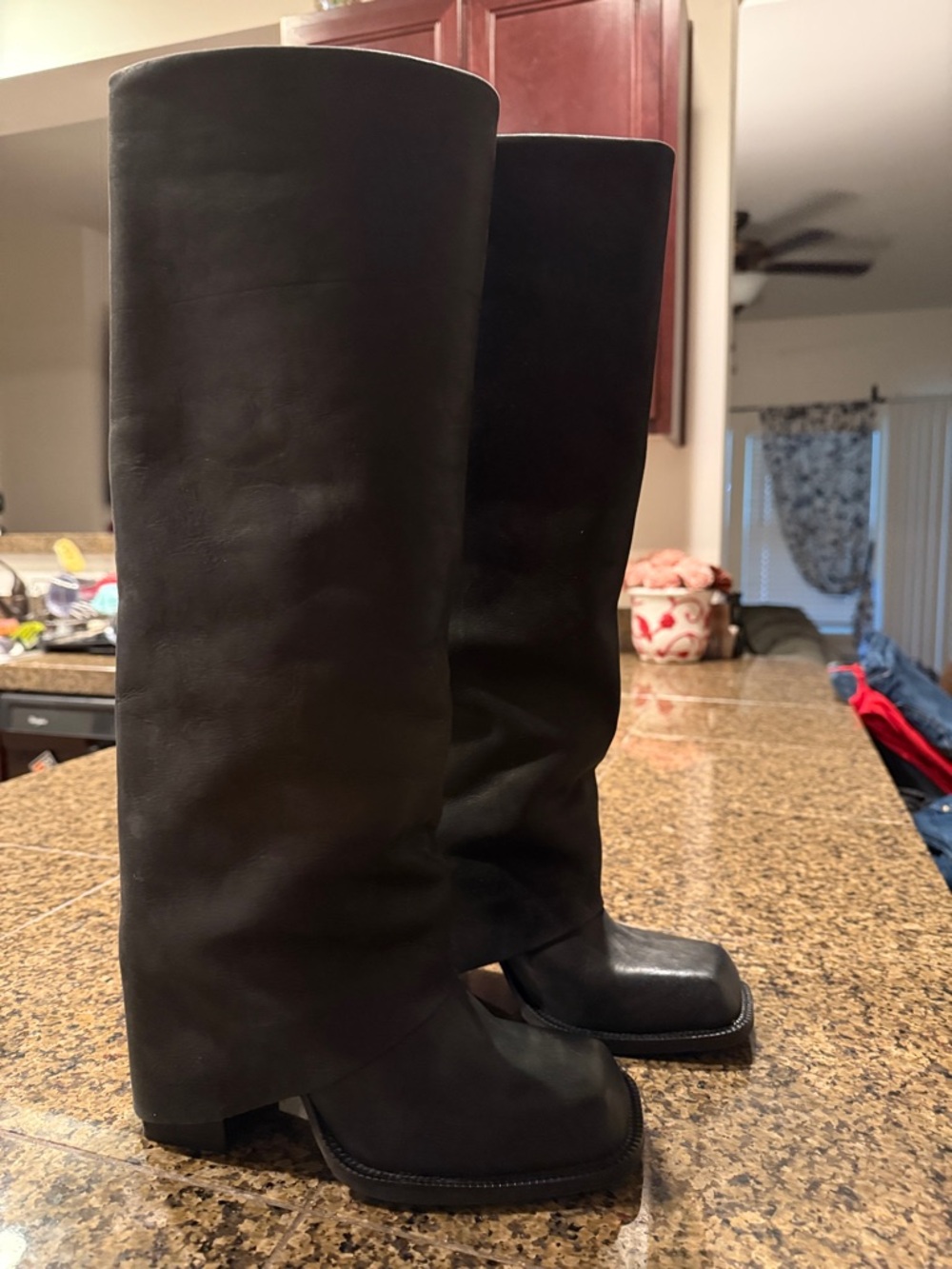Steve Madden Aletta Black Knee-High Square-Toe Leather Boots size 6M